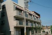 庄内駅より徒歩10分 3階 築40年の賃貸物件