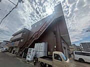 南茨木駅よりバス6分 徒歩4分 2階 築31年8ヶ月の賃貸物件