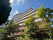 千里中央駅よりバス5分 徒歩5分 8階 築10年9ヶ月の賃貸物件