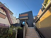 石橋阪大前駅より徒歩15分 2階 築7年10ヶ月の賃貸物件