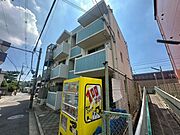 関大前駅より徒歩1分 3階 築20年1ヶ月の賃貸物件