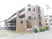 蛍池駅より徒歩3分 3階 築28年の賃貸物件