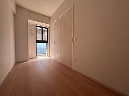 阪急京都本線 茨木市駅 徒歩7分の賃貸マンション 8階1LDKのリビング/ダイニング