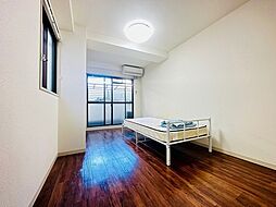 北大阪急行電鉄 緑地公園駅 徒歩7分の賃貸マンション 1階1Kのリビング/ダイニング