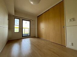 大阪モノレール本線 南摂津駅 バス10分 鳥飼五久下車 徒歩9分の賃貸アパート 1階1LDKのリビング/ダイニング