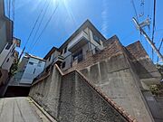 阪大病院前駅より徒歩11分 1階 築22年1ヶ月の賃貸物件