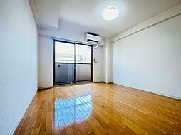 阪急千里線 関大前駅 徒歩5分の賃貸マンション 1階1Kのリビング/ダイニング