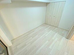 ORSUS新大阪 4階1LDKのリビング/ダイニング