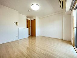 アーデン江坂3 6階1Kのリビング/ダイニング