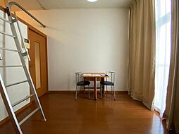 ティートゥリー 1階1Kのリビング/ダイニング