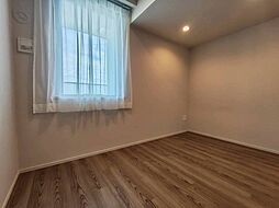 Brillia Tower箕面船場TOP OF THE HILL 5階2LDKのリビング/ダイニング