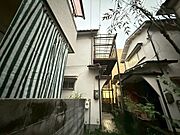 蛍池駅より徒歩11分 築49年8ヶ月 2階建の賃貸物件
