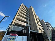 吹田駅より徒歩3分 5階 築18年10ヶ月の賃貸物件