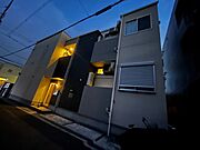 蛍池駅より徒歩9分 1階 築8年11ヶ月の賃貸物件