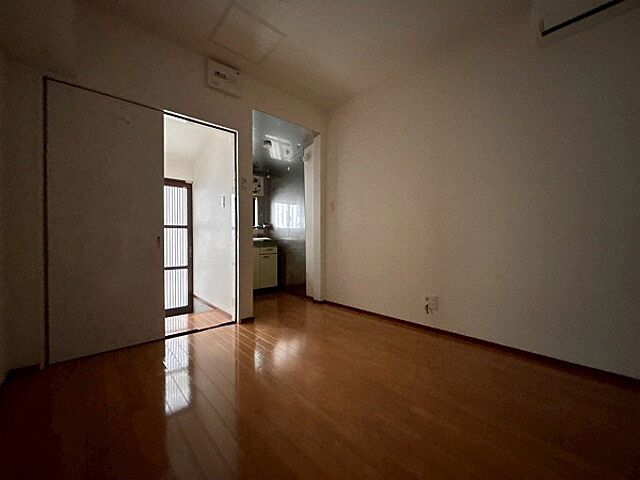 寝室