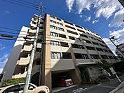 江坂駅より徒歩4分 8階 築11年3ヶ月の賃貸物件