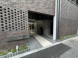 13 / 32
