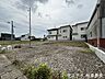 外観：整った更地の状態で、敷地の広さや形状を確認しやすい現地です。住まいづくりのイメージも膨らみます。