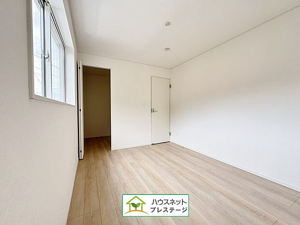 2F洋室(2)(2025年10月撮影)