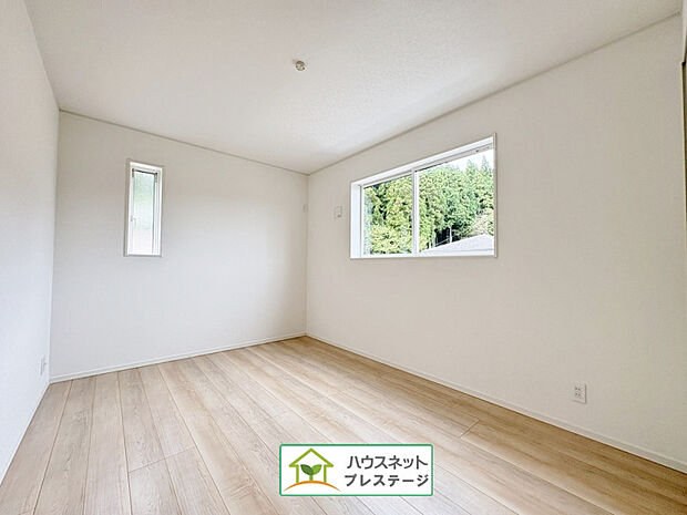 2F洋室(2)(2025年10月撮影)