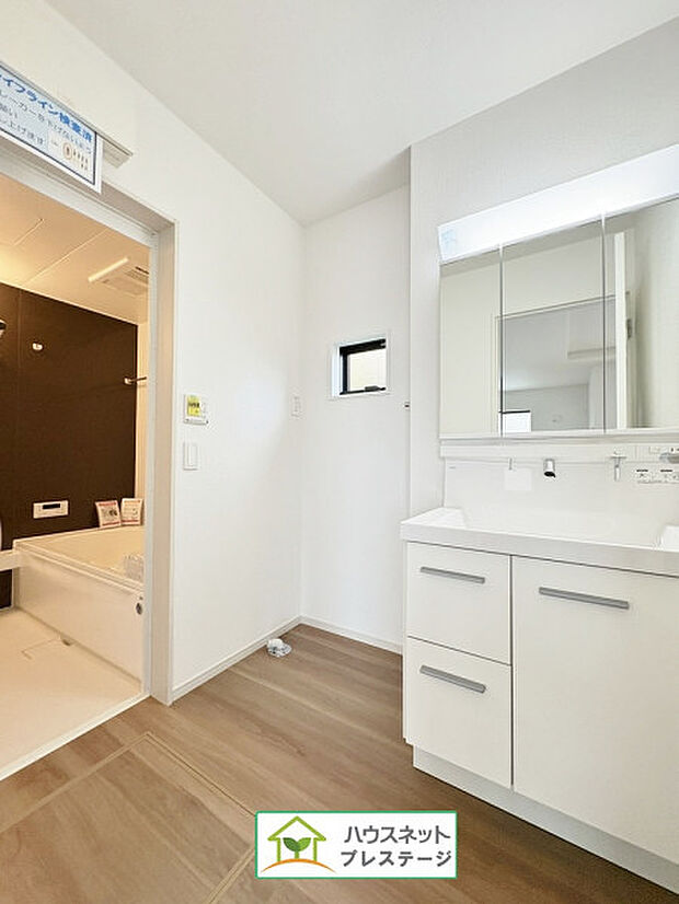 洗面所(2025年10月撮影)