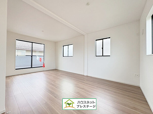 2F洋室(1)(2025年10月撮影)