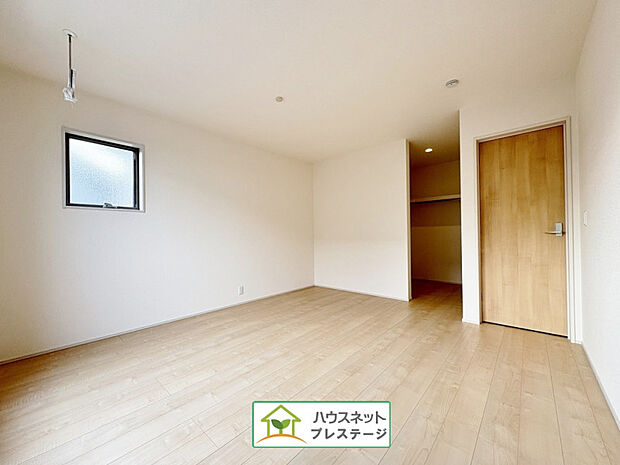 2F洋室(1)(2025年10月撮影)