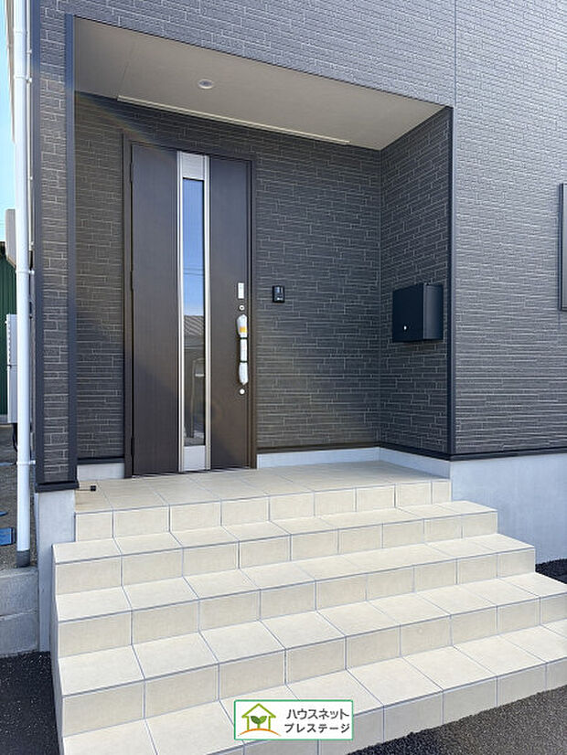 玄関(外)(2026年1月撮影)