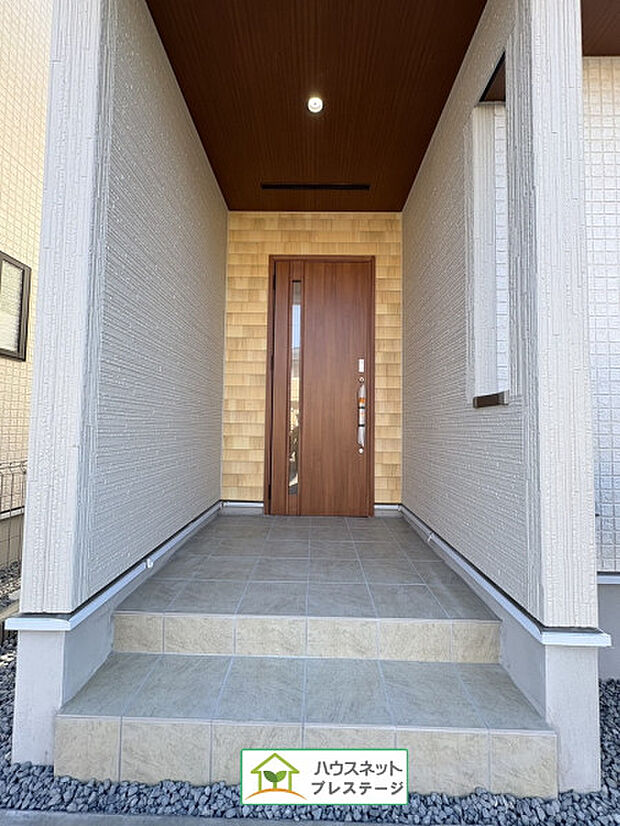 玄関（外）(2025年12月撮影)