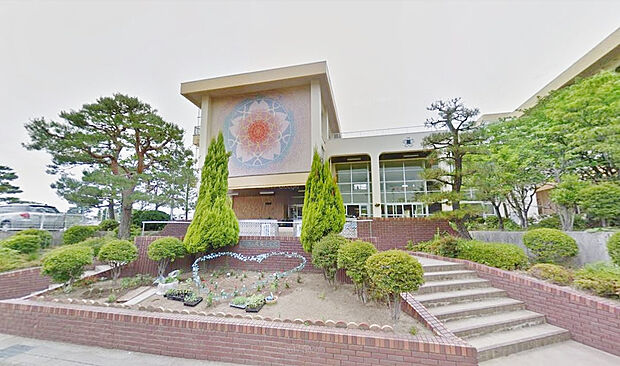 郡山市立開成小学校