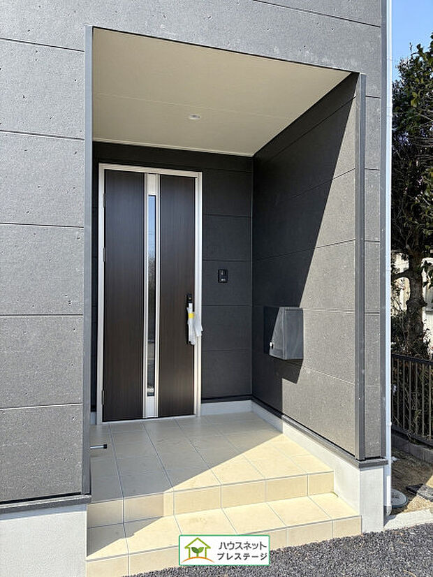 玄関(外)(2026年3月撮影)