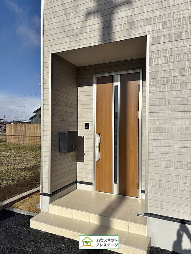 玄関(外)(2025年12月撮影)