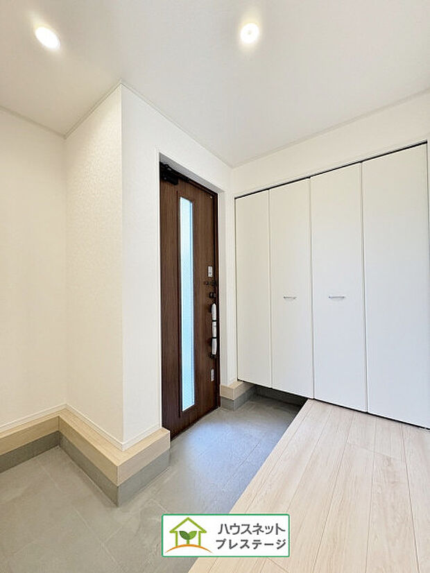 玄関(内)(2026年4月撮影)