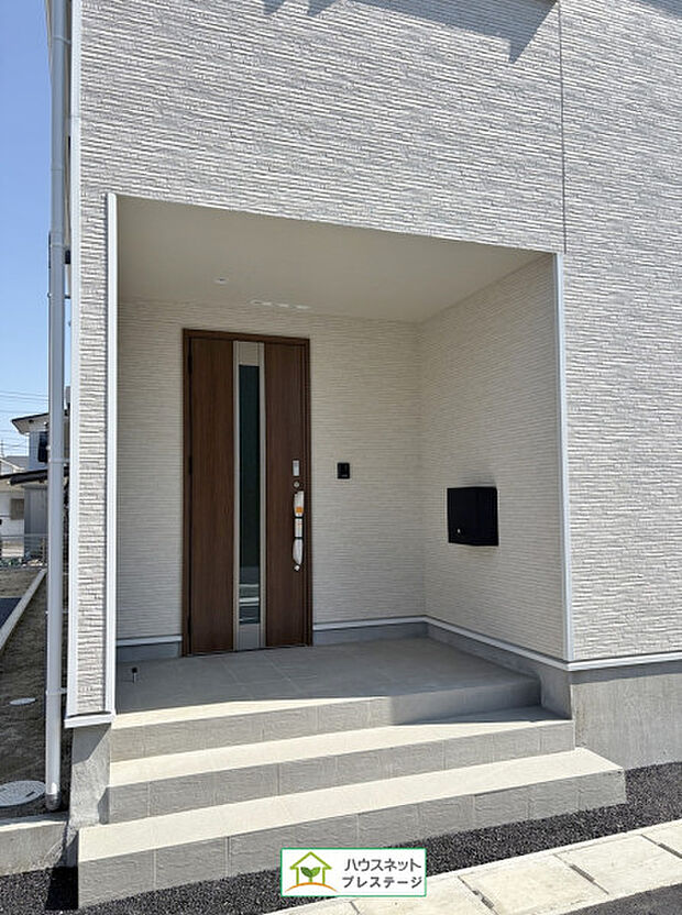 玄関(外)(2026年4月撮影)