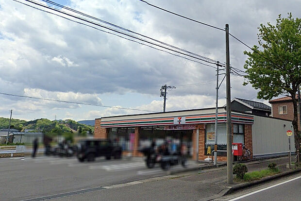 セブンイレブン福島西インター店