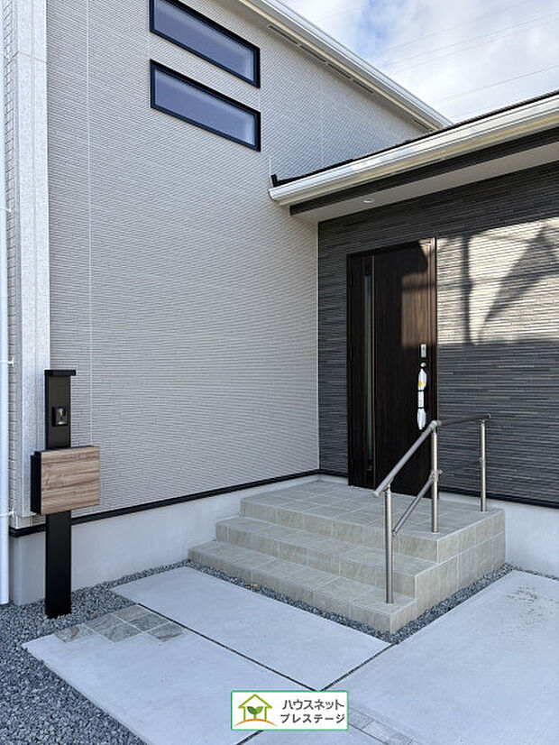 玄関（外）(2026年1月撮影)