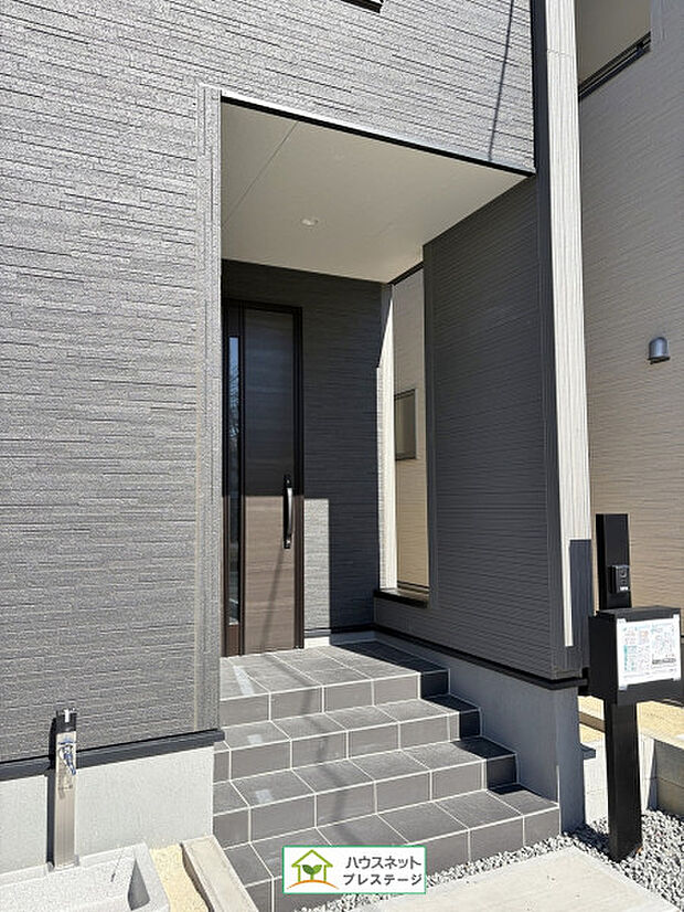 玄関(外)(2026年2月撮影)