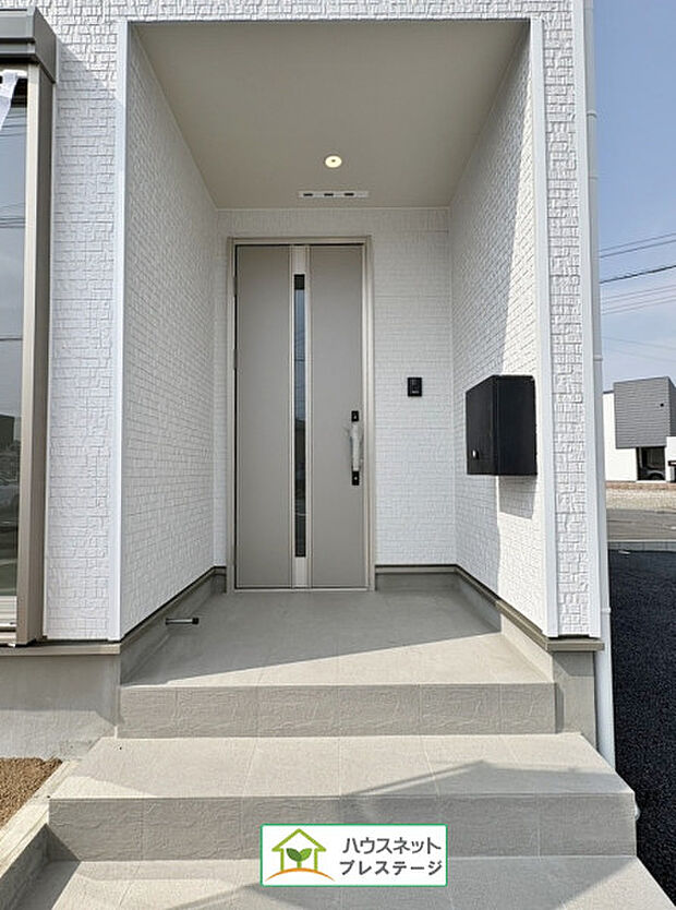 玄関(外)(2026年3月撮影)