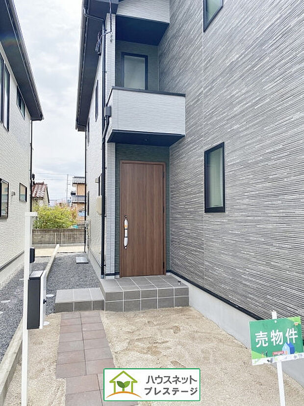 玄関（外）（2025年4月撮影）
