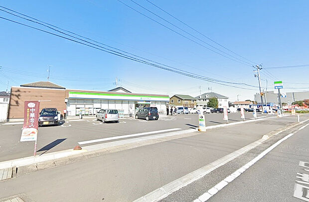 ファミリーマート鏡石境店