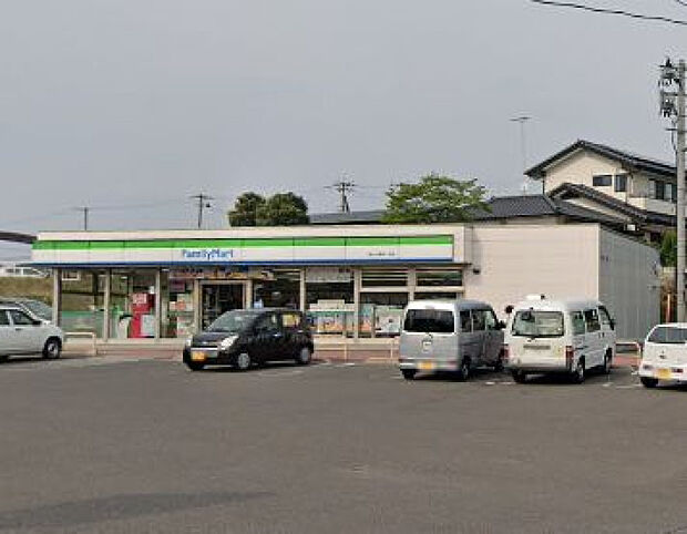 ファミリーマート郡山大槻笹ノ台店