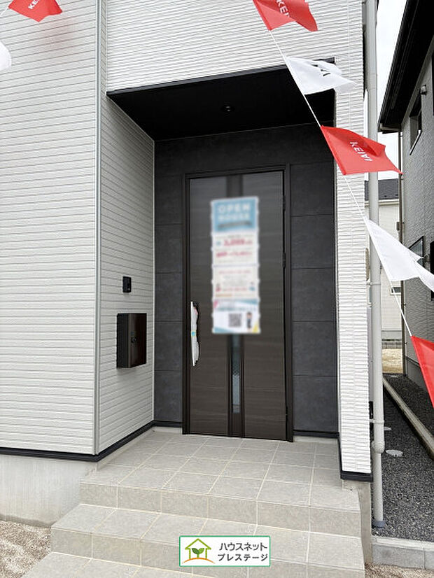 玄関(外)(2026年7月末撮影)