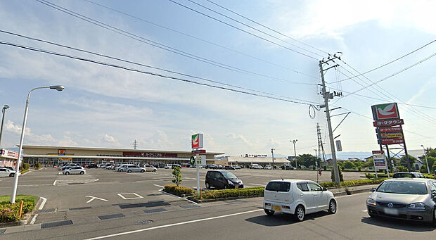 ヨークベニマル西若松店