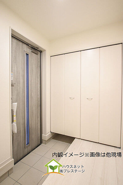 玄関（内）