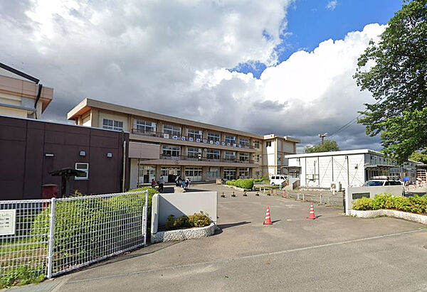 郡山市立永盛小学校