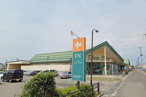 リオン・ドール門田店