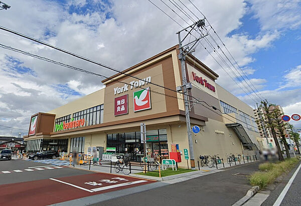 ヨークベニマル 桑野店
