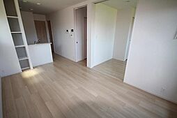 JR山陽本線 東福山駅 4.8kmの賃貸アパート 2階2LDKのリビング/ダイニング