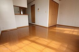 プラシードＳ 2階1LDKのリビング/ダイニング