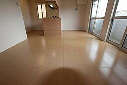 ＬＩＯＮＥＳＳII 1階2LDKのリビング/ダイニング